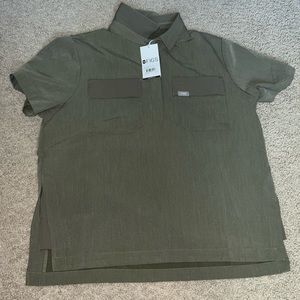 Brand new figs scrub set